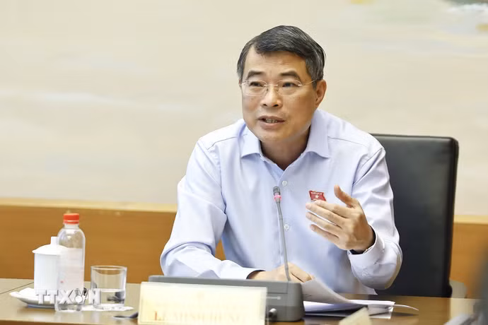 Thủ tướng Lê Minh Hưng, đại biểu Quốc hội thành phố Hải Phòng phát biểu. (Ảnh: Doãn Tấn/TTXVN)