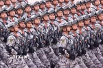 Khối chiến sỹ Đặc nhiệm dù diễu binh. (Ảnh: TTXVN)