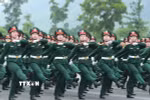 Khối nữ quân y tham gia hợp luyện. (Ảnh: Trọng Đức/TTXVN)