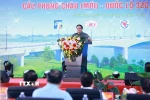 Thủ tướng Phạm Minh Chính phát biểu tại lễ khánh thành cầu Phong Châu mới - Quốc lộ 32C. (Ảnh: Dương Giang/TTXVN)
