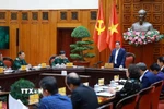 Thủ tướng Phạm Minh Chính làm việc với lãnh đạo Bộ Quốc phòng về phát triển công nghiệp quốc phòng. (Ảnh: Dương Giang/TTXVN)