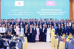 Thủ tướng Phạm Minh Chính và Thủ tướng Nhật Bản Ishiba Shigeru với lãnh đạo các doanh nghiệp tham dự Diễn đàn doanh nghiệp Việt Nam-Nhật Bản. (Ảnh: Dương Giang/TTXVN)