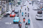 Xe điện với nhiều ưu điểm, tiện lợi nên ngày càng hiện diện nhiều trong đời sống hàng ngày của người dân. (Ảnh: Hoàng Hiếu/TTXVN)