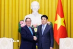 Chủ tịch nước Lương Cường tiếp Bộ trưởng Ngoại giao Cuba Bruno Rodríguez Parrilla. (Ảnh: Lâm Khánh/TTXVN)