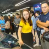 Khách tham quan gian trưng bày giải pháp đổi mới sáng tạo. (Ảnh: Tuấn Đức/TTXVN)