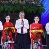 Tổng Bí thư Tô Lâm và các đại biểu dự khai mạc Lễ hội Làng Sen. (Ảnh: Thống Nhất/TTXVN)