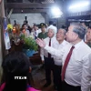 Tổng Bí thư Tô Lâm đến dâng hương tại Di tích nhà cụ Nguyễn Sinh Nhậm (ông nội Chủ tịch Hồ Chí Minh) ở xóm Sen 3, xã Kim Liên, huyện Nam Đàn. (Ảnh: Thống Nhất/TTXVN)