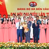 Ban Chấp hành Đảng bộ xã Bến Cầu nhiệm kỳ 2025-2030 ra mắt Đại hội. (Ảnh: Minh Phú/TTXVN)