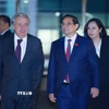 Thủ tướng Phạm Minh Chính và Tổng Thư ký Liên hợp quốc António Guterres cùng rời Hà Nội sang Kuala Lumpur, Malaysia tham dự Hội nghị Cấp cao ASEAN lần thứ 47 và các Hội nghị Cấp cao liên quan. (Ảnh: Dương Giang/TTXVN)