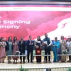Đại diện các bên ký MOU. (Ảnh: Ngọc Thúy/TTXVN)