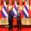 Chủ tịch Quốc hội Trần Thanh Mẫn đón Chủ tịch Quốc hội Cuba Esteban Lazo Hernández. (Ảnh: Doãn Tấn/TTXVN)