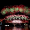 Pháo hoa rực rỡ chào đón năm mới 2026 tại Cầu Cảng Sydney, Australia. (Ảnh: THX/TTXVN)