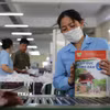 Sách giáo khoa do Nhà xuất bản Giáo dục Việt Nam phát hành. (Ảnh: Thanh Tùng/TTXVN)