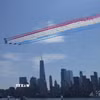 Đội hình máy bay trình diễn nhân kỷ niệm 250 năm Quốc khánh Mỹ tại New York ngày 4/7/2026. (Ảnh: THX/TTXVN phát)