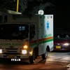 Xe cứu thương chuyển nạn nhân bị thương trong vụ rơi máy bay quân sự tới bệnh viện ở Bogota, Colombia, ngày 23/3/2026. (Ảnh: THX/TTXVN)