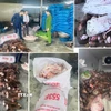 Làm việc với lực lượng chức năng, các chủ hộ thừa nhận đã thu gom số hàng hóa trôi nổi trên thị trường, sau đó sơ chế, phân loại và bán lại cho các tiểu thương, quán phở, quán lẩu, quán nhậu trên địa bàn để tiêu thụ. (Ảnh TTXVN phát)
