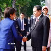 Chủ tịch Quốc hội Trần Thanh Mẫn đón Thủ tướng Nhật Bản Takaichi Sanae. (Ảnh: Doãn Tấn/TTXVN)