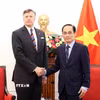 Bộ trưởng Bộ Ngoại giao Lê Hoài Trung tiếp Thứ trưởng Ngoại giao Hoa Kỳ Christopher Landau. (Ảnh: An Đăng/TTXVN)