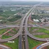 Cầu vượt, nút giao giữa tuyến giao thông kết nối sân bay Long Thành với Quốc lộ 51. (Ảnh: Công Phong/TTXVN)