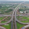 Cầu vượt, nút giao giữa tuyến giao thông kết nối sân bay Long Thành với Quốc lộ 51. (Ảnh: Công Phong/TTXVN)