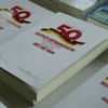 Cuốn kỷ yếu "50 năm quan hệ Đức-Việt: Đối tác trong quá khứ, hiện tại và tương lai." (Nguồn: Trường Đại học Việt-Đức)