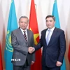 Tổng Bí thư Tô Lâm hội kiến Thủ tướng Kazakhstan Olzhas Bektenov. (Ảnh: Thống Nhất/TTXVN)