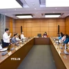 Đoàn đại biểu Quốc hội các tỉnh Hà Nam, Lai Châu, An Giang và Kon Tum thảo luận ở tổ. (Ảnh: Doãn Tấn/TTXVN)