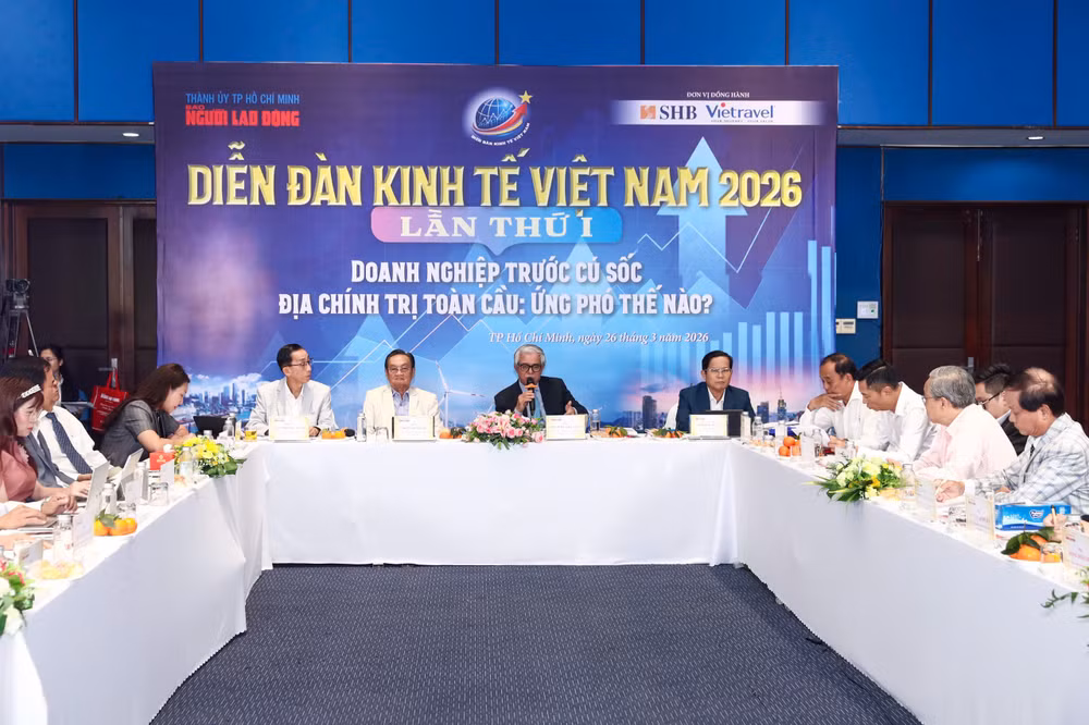 diendan-kinh-te.jpg
