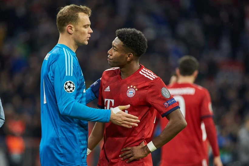 Bayern dừng cuộc chơi ở Champions League sau thất bại ngay trên sân nhà.