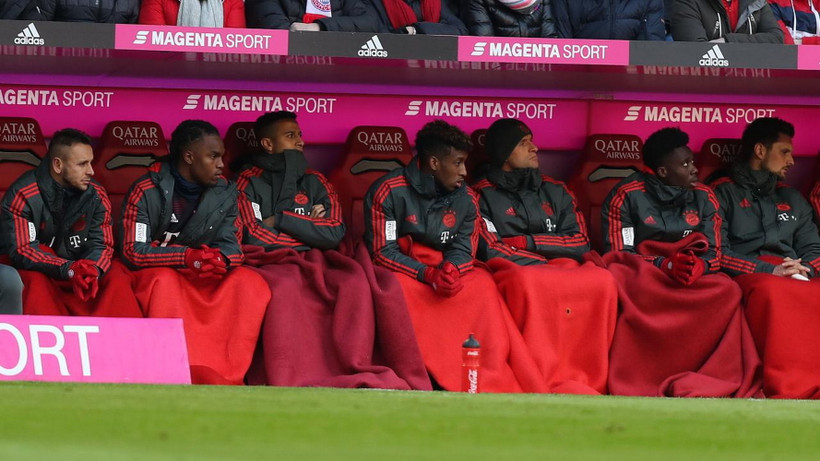 Từ trái sang phải: Rafinha, Sanches, Thiago, Coman, Mueller, Davies và Ulreich. (Ảnh: Dennis Brosda)