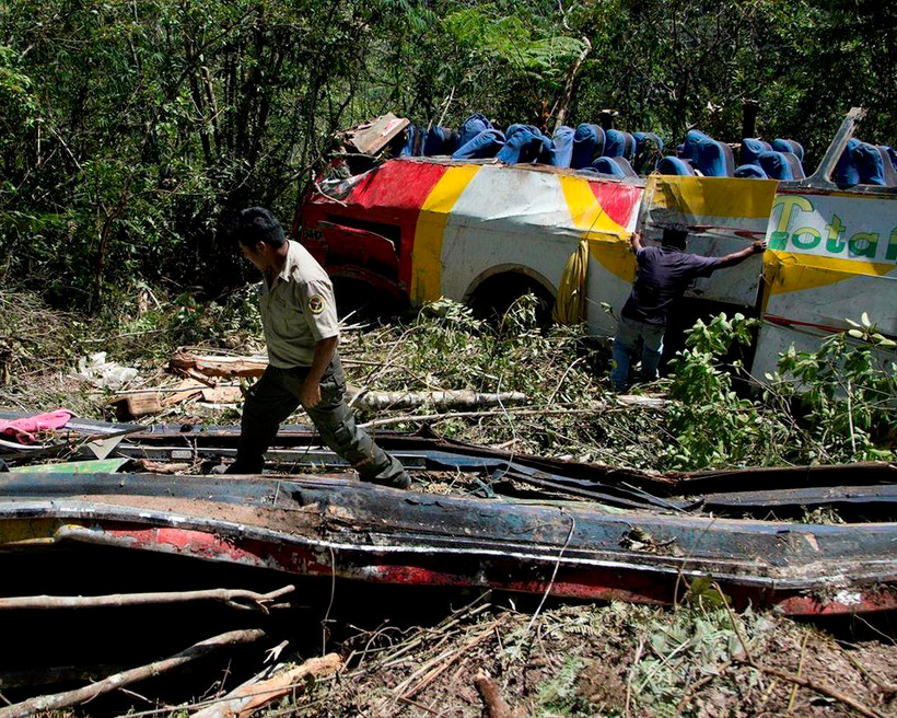 Hiện trường vụ tai nạn ở Bolivia. (Nguồn: Toronto Star)