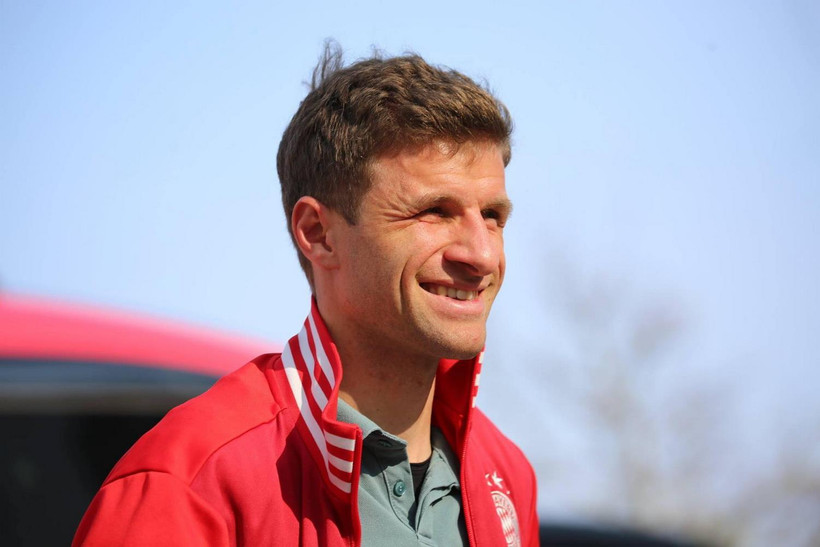 Mueller trên đường đến Düsseldorf. 