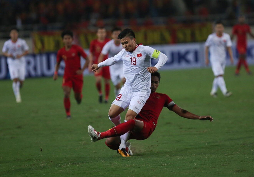 Sau U23 Indonesia, Việt Nam sẽ phải đối mặt với thách thức mang tên U23 Thái Lan. (Ảnh: Trọng Đạt/TTXVN)