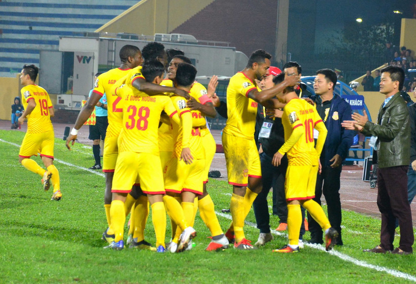 Nam Định có khởi đầu thuận lợi. (Ảnh: Công Luật/TTXVN)