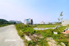 Phân cấp thẩm quyền cho Ủy ban Nhân dân cấp tỉnh thực hiện về lĩnh vực đất đai. (Ảnh: Việt Hùng/Vietnam+)