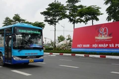 Các tuyến buýt của Transerco đã phục vụ nhu cầu đi lại cho người dân dịp Quốc khánh 2/9. (Ảnh: PV/Vietnam+)