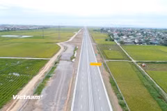 Một Dự án cao tốc Bắc-Nam phía Đông được thông xe và đưa vào khai thác. (Ảnh: Việt Hùng/Vietnam+)