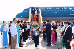 Vietnam Airlines khai trương đường bay Thành phố Hồ Chí Minh-Điện Biên. (Ảnh: PV/Vietnam+)