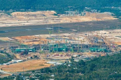 Nhà ga hành khách T2 và đường cất hạ cánh số 2 tại Sân bay Phú Quốc. (Ảnh: PV/Vietnam+)