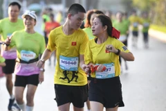 Giải chạy “Run for Love” của Vietnam Airlines năm nay tiếp tục có sự góp mặt của các vận động viên khiếm thị. (Ảnh: PV/Vietnam+)