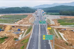 Dự án cao tốc Quảng Ngãi-Hoài Nhơn. (Ảnh: PV/Vietnam+)