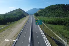 Dự án thành phần cao tốc Bắc-Nam đoạn Vũng Áng-Bùng có tổng chiều dài 55,34km đã được đưa vào khai thác. (Ảnh: Quốc Khánh/Vietnam+)