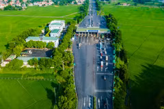 Thu phí điện tử không dừng đem lại nhiều lợi ích cho người dân, nhà đầu tư và cơ quan quản lý Nhà nước. (Ảnh: PV/Vietnam+)