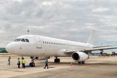 Vietnam Airlines tiếp tục thuê và đưa vào khai thác 2 tàu bay Airbus A320. (Ảnh: PV/Vietnam+)