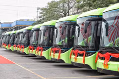 Hà Nội khai trương thêm một tuyến xe buýt điện đưa vào vận hành, khai thác. (Ảnh: Việt Hùng/Vietnam+)
