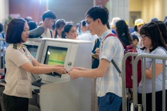 Ngày cuối nghỉ lễ 30/4-1/5, lượng hành khách đi máy bay tại Sân bay Nội Bài và Tân Sơn Nhất sẽ vẫn rất cao. (Ảnh: PV/Vietnam+)