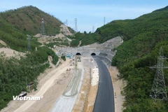 Một hầm đường bộ tại Dự án cao tốc Bắc-Nam đang được thi công, hoàn thiện. (Ảnh: Quốc Khánh/Vietnam+)