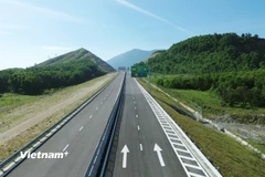 Nhiều dự án thành phần cao tốc Bắc-Nam sẽ được khánh thành trong dịp 19/12 tới đây. (Ảnh: Khánh Hùng/Vietnam+)