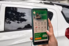Từ ngày 1/10: Lái xe cần có tài khoản giao thông để qua trạm thu phí. (Ảnh: PV/Vietnam+)