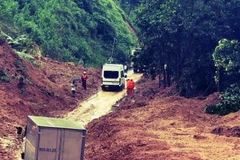 Đèo Lò Xo thông tuyến sau nhiều ngày đêm lực lượng đường bộ dọn dẹp sạt lở đất đá đổ chắn xuống đường. (Ảnh: Khu Quản lý đường bộ III cung cấp)